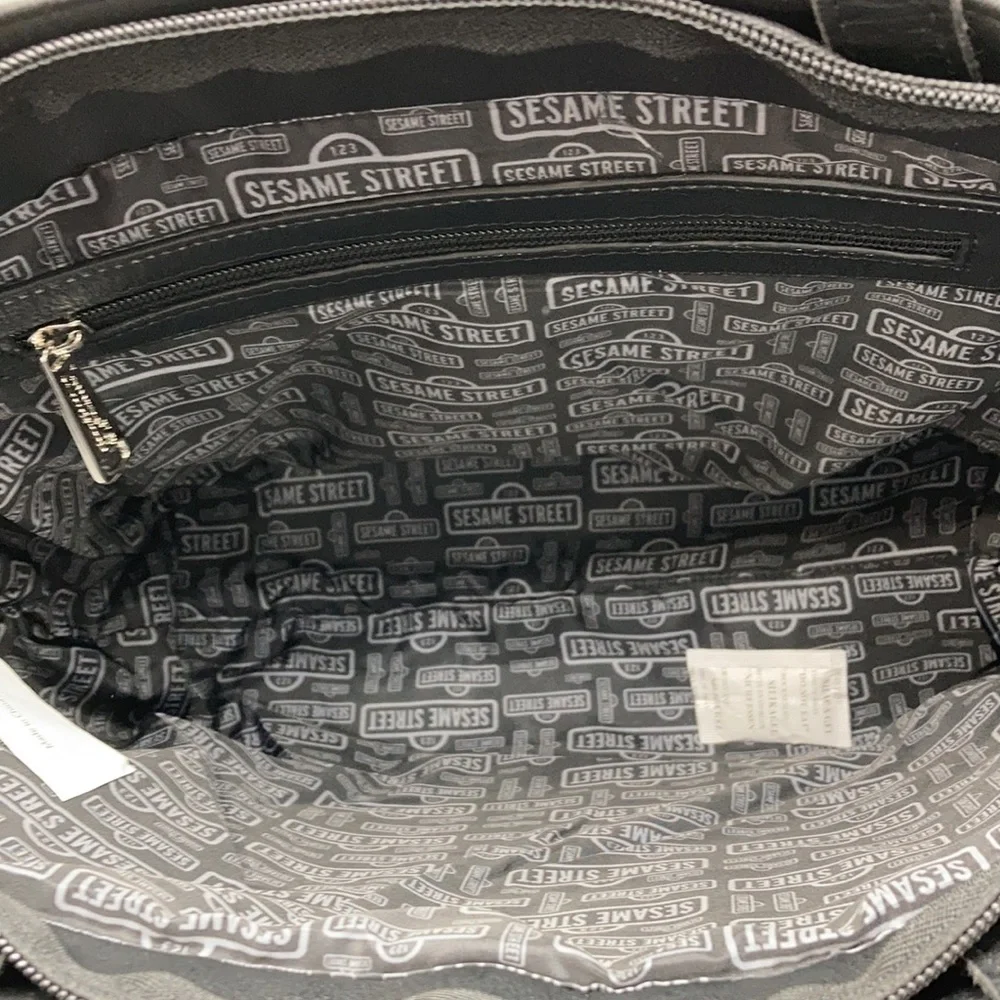 24HR DROP ⬇️ Lungefly Cookie Monster Felt Tote bag - Picture 8 of 9